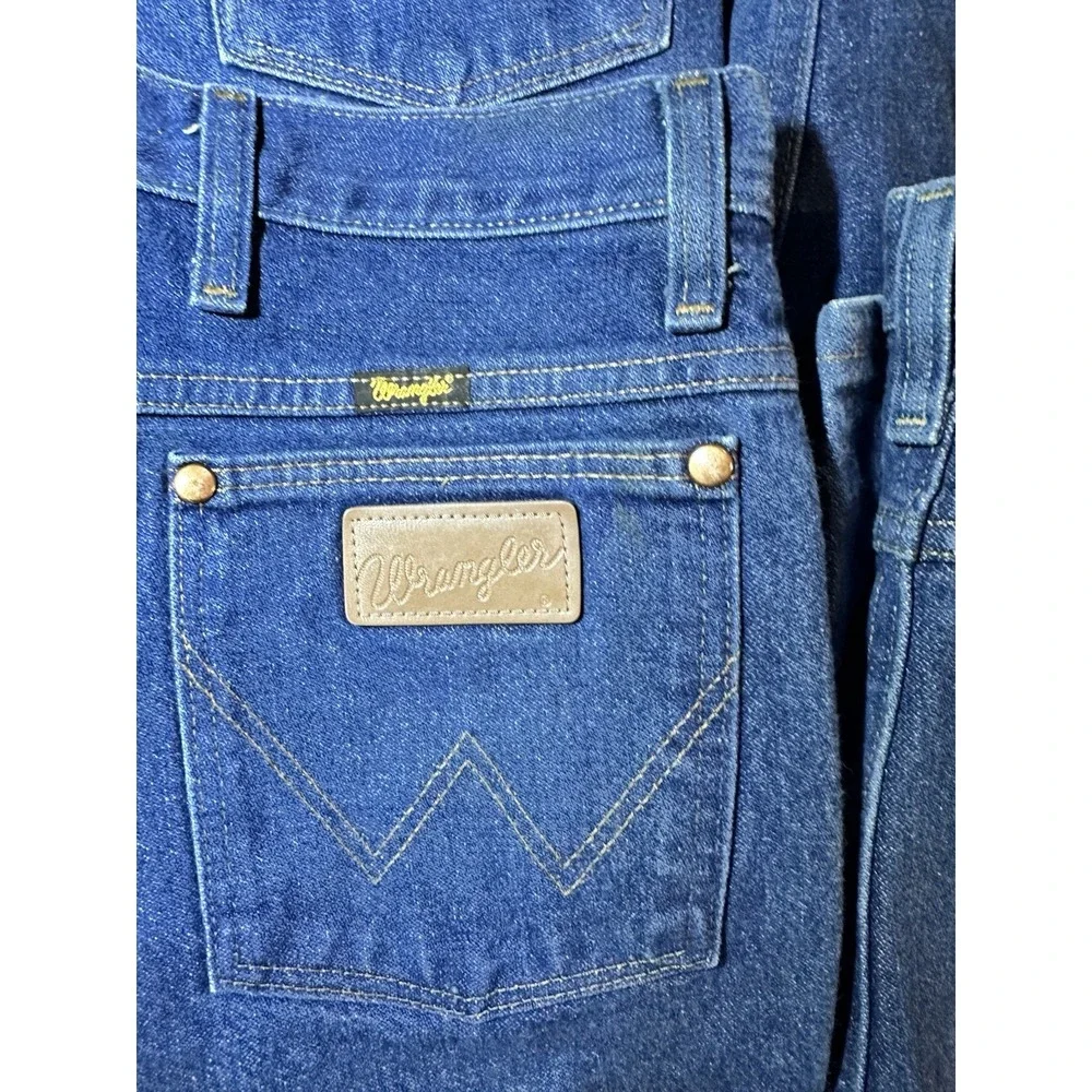 Wrangler Men's Jeans Lot 8 Pairs Blue Denim Size 38x30 Western Cowboy Style